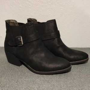 White Mountain Hadley Ankle Fashion Boots
